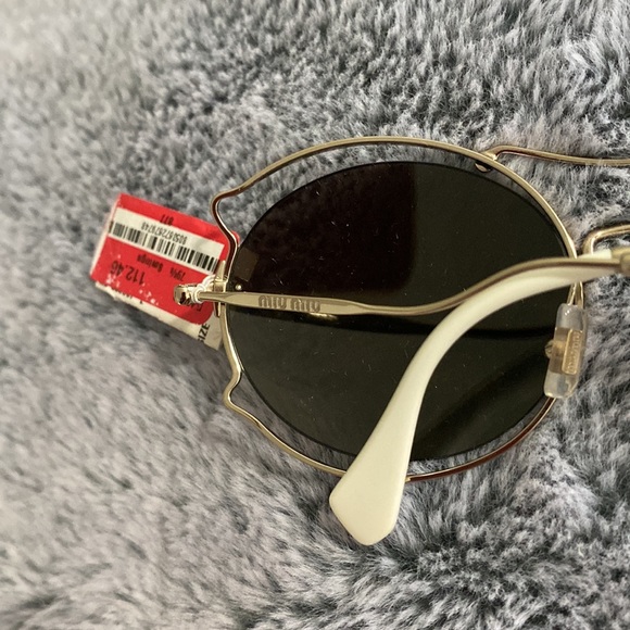 💓NWT Miu Miu 57mm Irregular Sunglasses - Picture 5 of 12